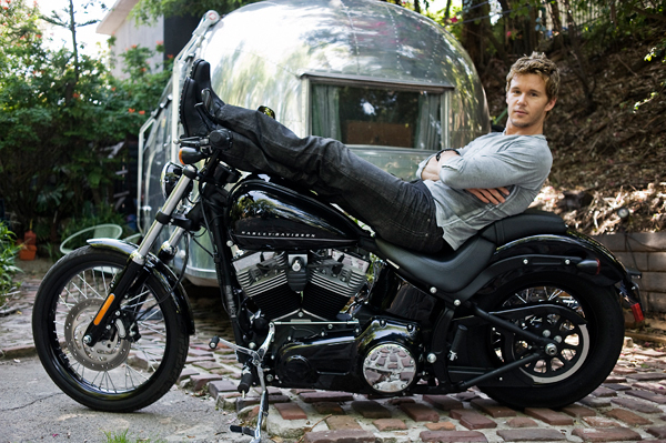 Ryan-Kwanten-009